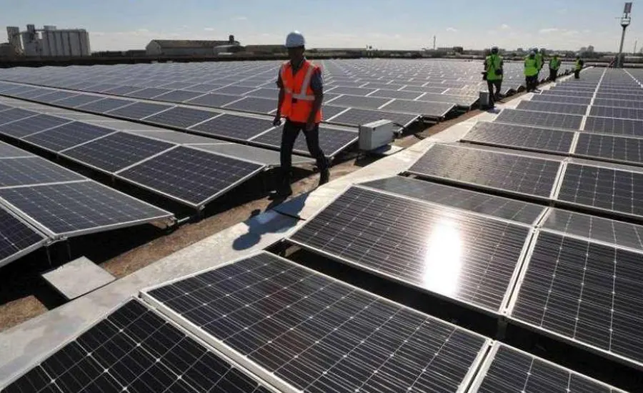Energie Solaire au Maroc : Lois, Subventions et Fiscalité en 2025